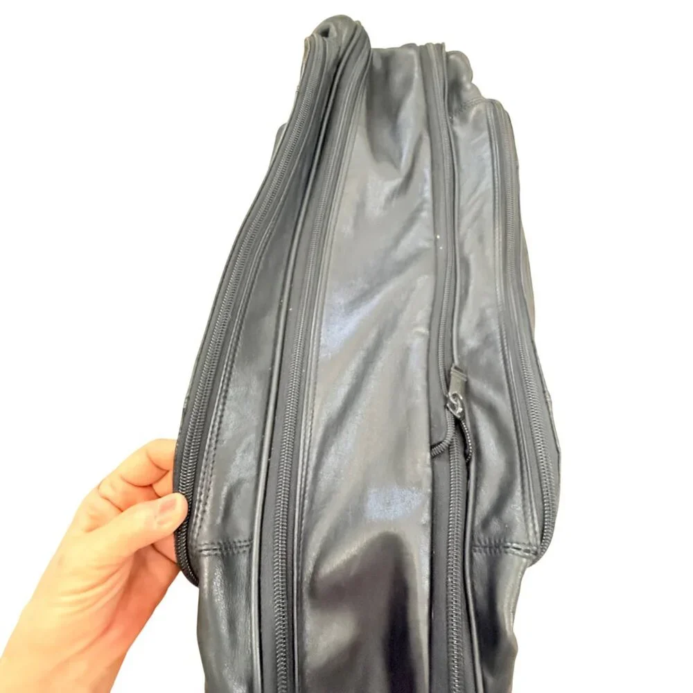 Tumi Unisex Adult Duffle Weekender Bag Black Leather Expandable 978D3 RARE